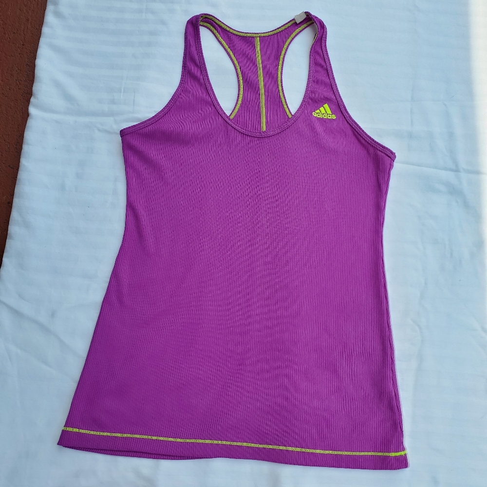 Adidas,women  top sz M